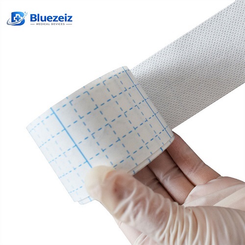 Cuộn băng dính vải không dệt y tế kích thước 5cm x 10m